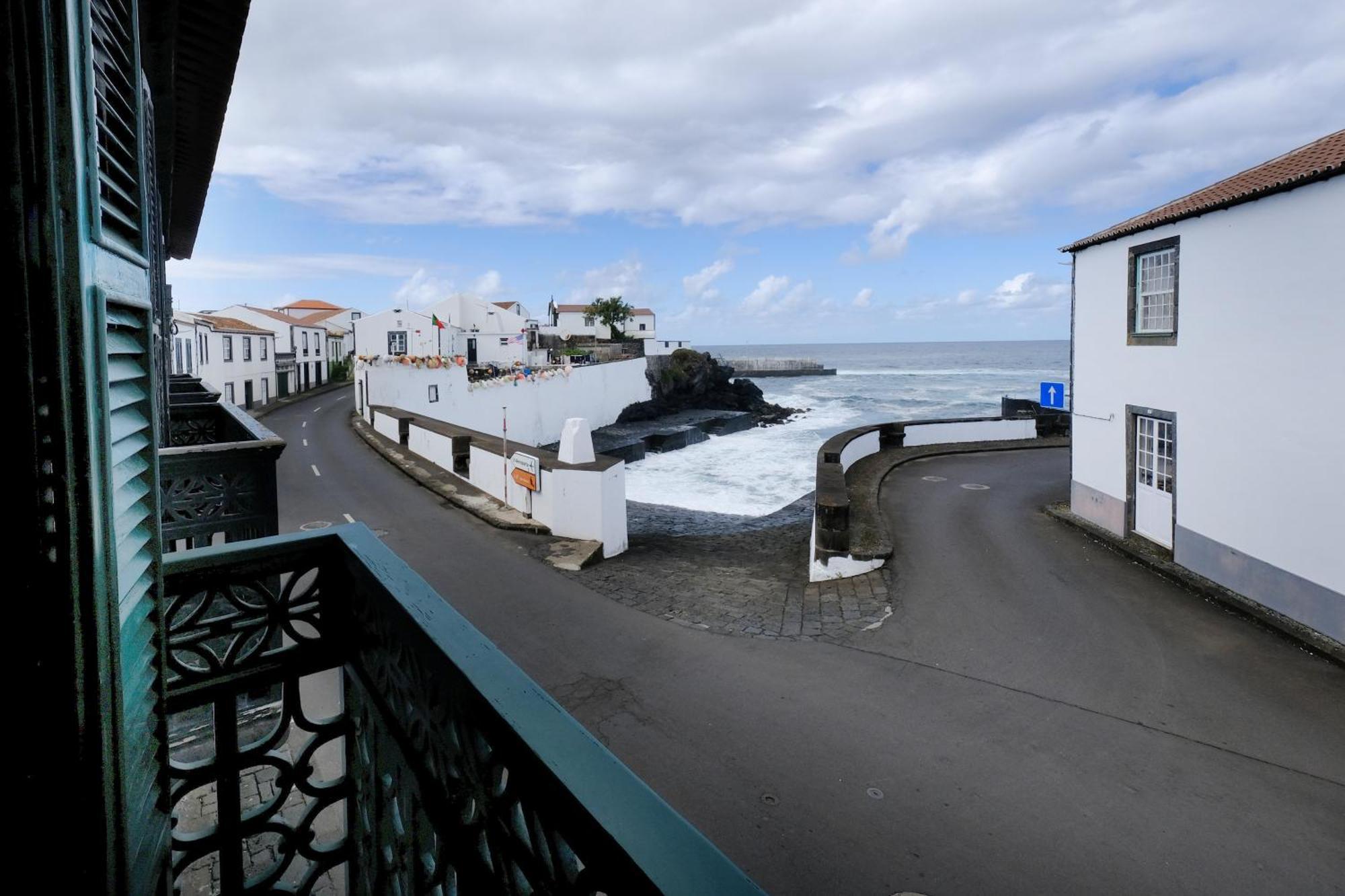 Boa Nova Hostel Santa Cruz da Graciosa Exterior photo